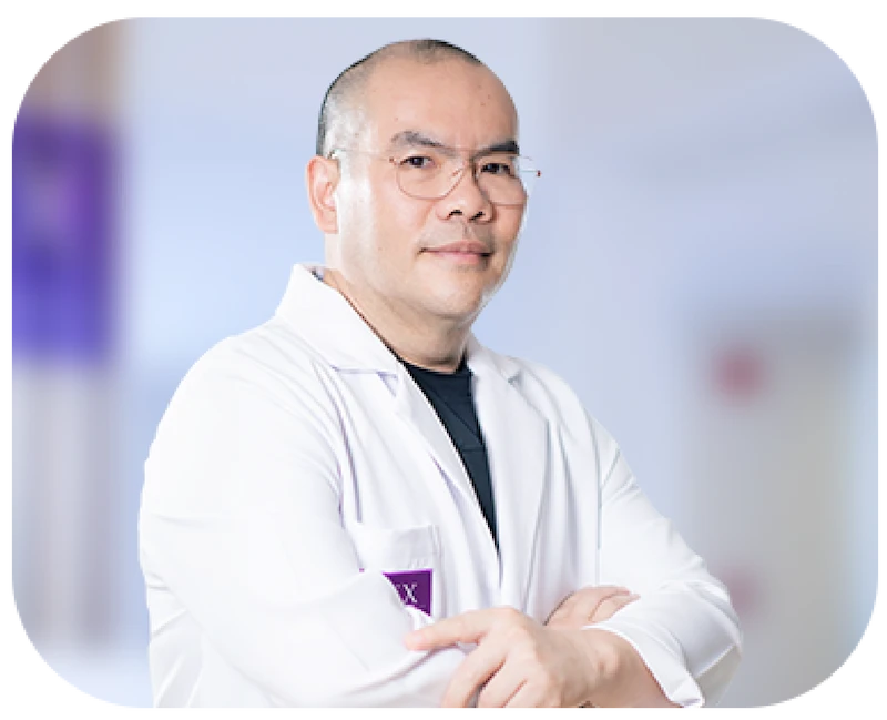 นพ.เอกลัคณ์ ธรรมสุนทร (หมอเอก)